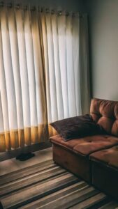 Tips for Creating a Cozy and Inviting Living Room Space